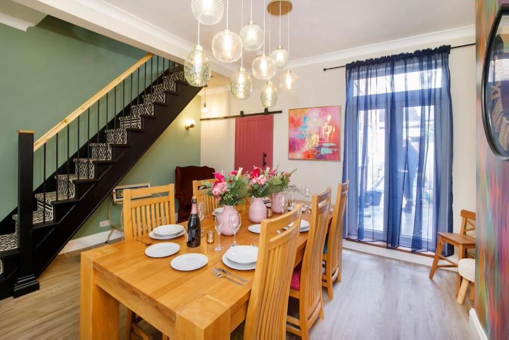 Villa The Milton - Stylish Terraced à York Extérieur photo